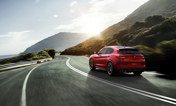 Alfa Romeo Stelvio 2
