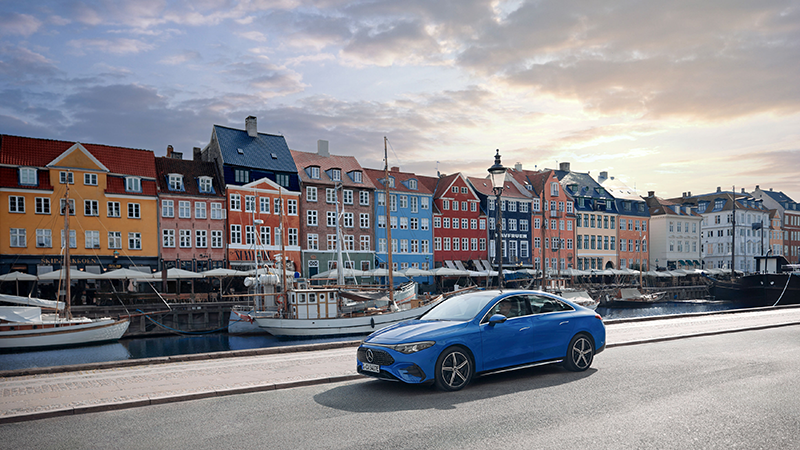 Mercedes CLA bleu copie