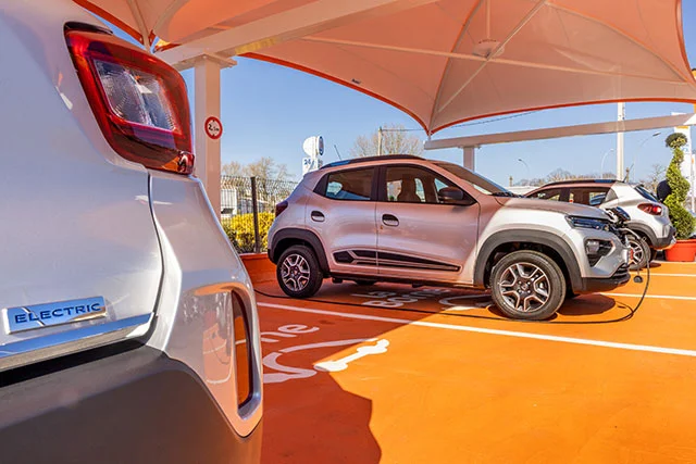 2021 E.Leclerc Location accueille dans ses agences les premires Dacia Spring 100 lectriques 5