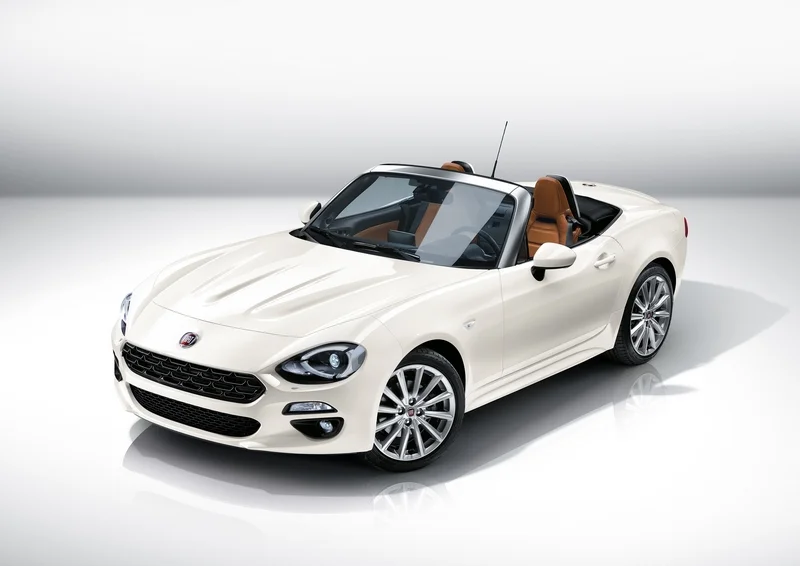 Fiat 124 Spider 2016 1