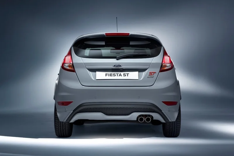 FordGeneva2016 FiestaST200 03