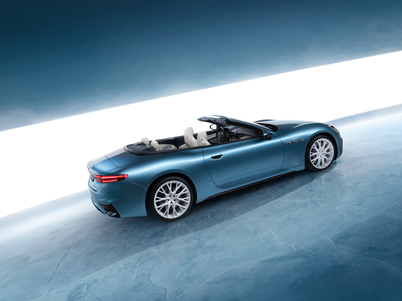 Small 25882 02 maserati grancabrio trofeo one of one the ice copie