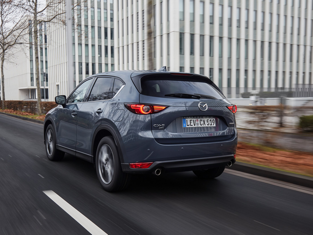 2021 Mazda CX 5 Polymetal Grey Action 34