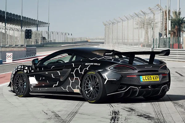 Mc Laren 620R 2