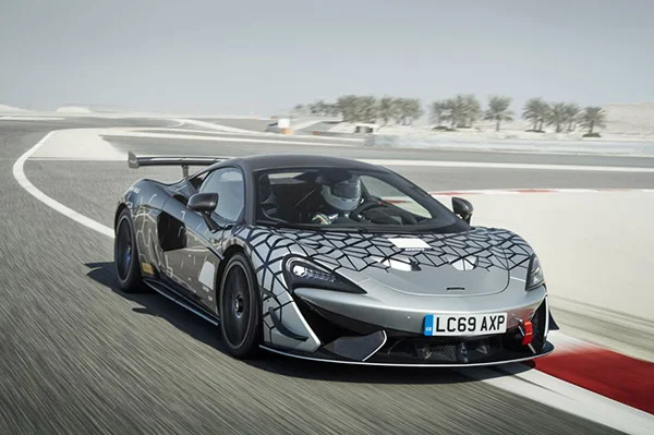 Mc Laren 620R 4