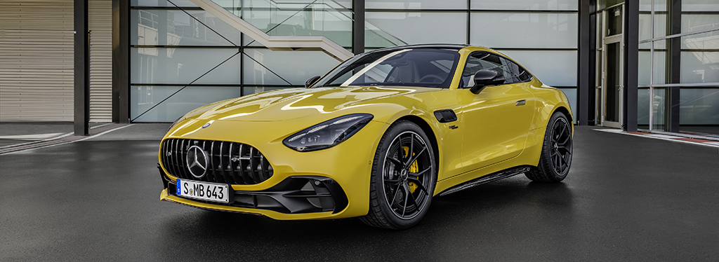 Mercedes AMG GT 43 Coupe intr