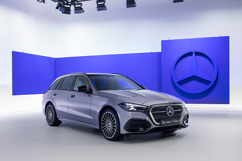 Mercedes Classe C 2026 v break en photo en studio