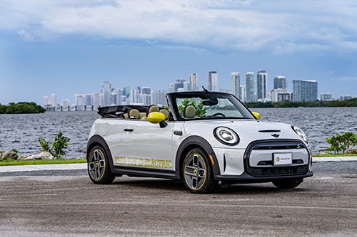 Mini Cooper Se Cabrio intr