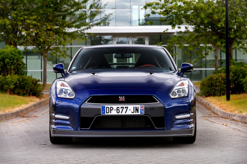 Nissan GT R 2015 1