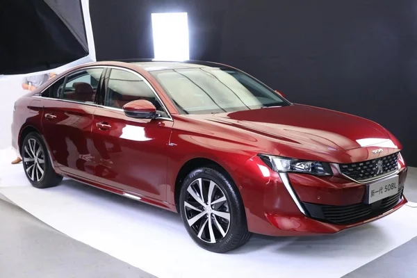 Dongfeng Peugeot 508 L 2