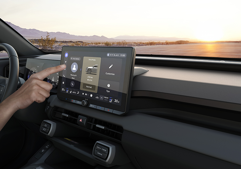 écran numérique 12,3 pouces du Suzuki Across 2026