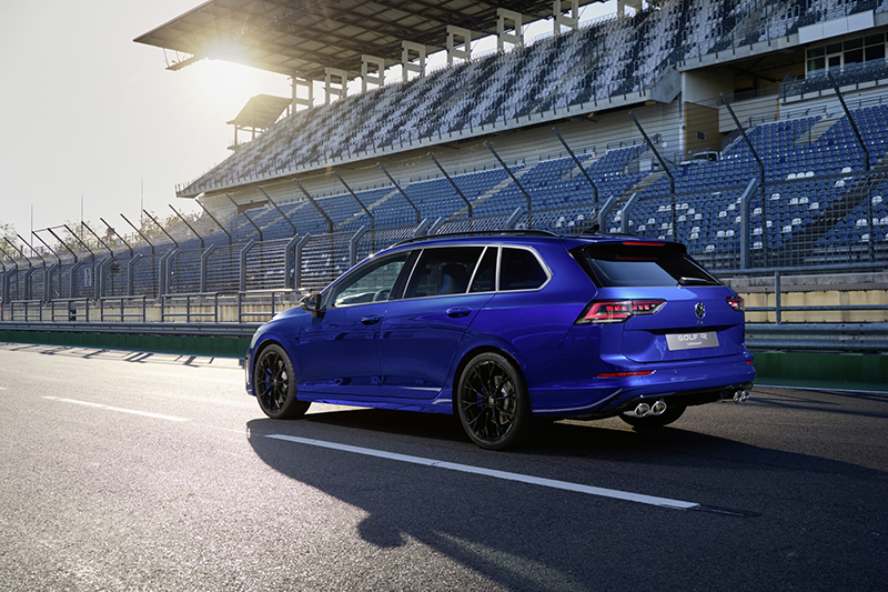 Golf R 2024 3 copie