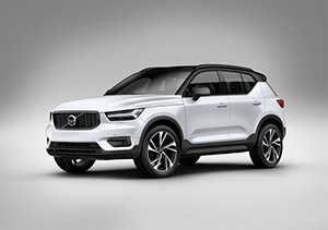 213066 New Volvo XC40 exterior intro