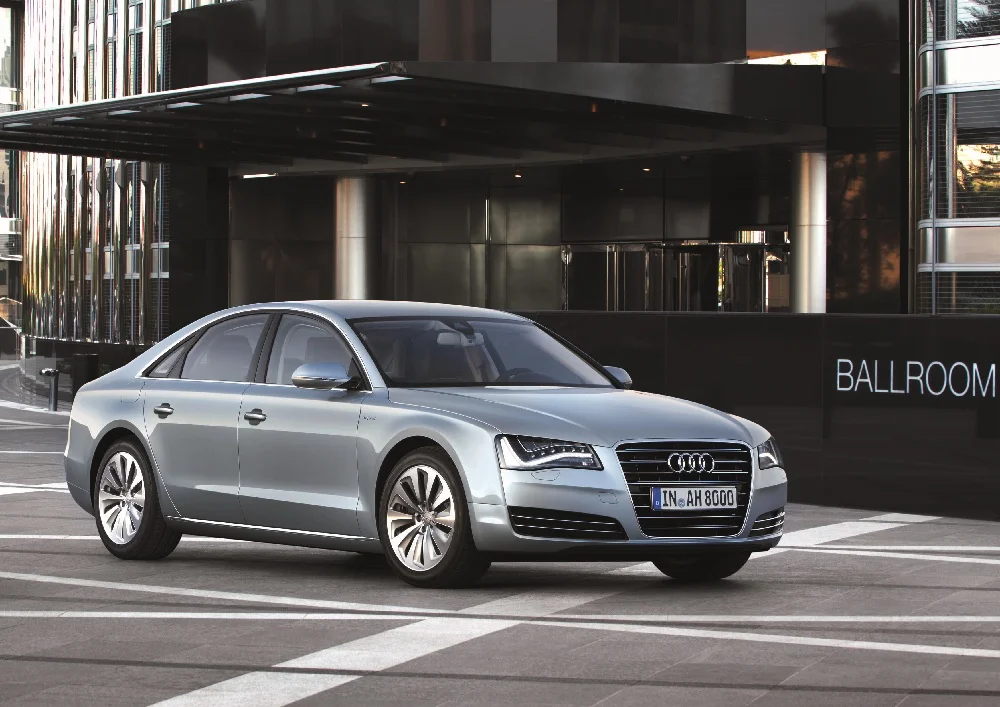 Audi A 8 Hybrid expo Audi A 8 Hybrid