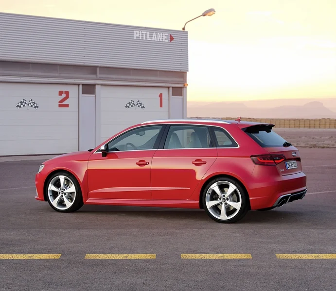 Nouvelle Audi RS 3 Sportback 2015 4