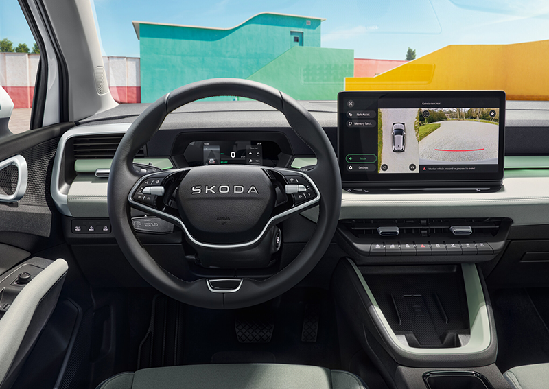 La connectivité du Škoda Epiq s'articule autour d'un système d'infodivertissement basé sur Android, associé à un écran central de 13 pouces
