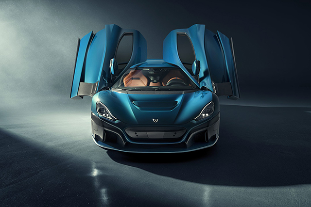 RIMAC NEVERA FRONT 