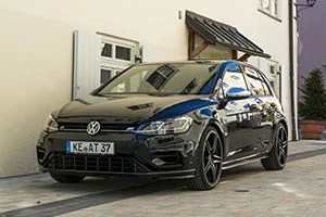 ABT Golf VII R standing diagonal fron intrt
