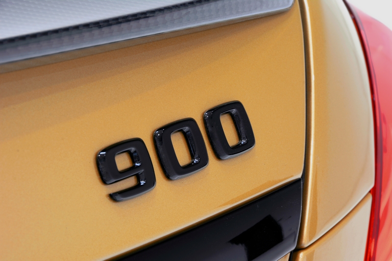 Brabus Rocket 900 Desert Gold1