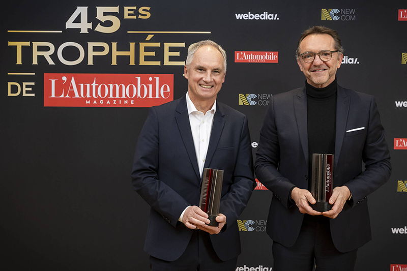 Une nouvelle consécration pour Renault aux Trophées de lAutomobile Magazine 2025 copie