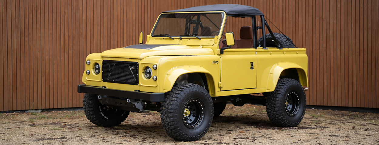 Land Rover Defender 90 MIYO Nomad restomod